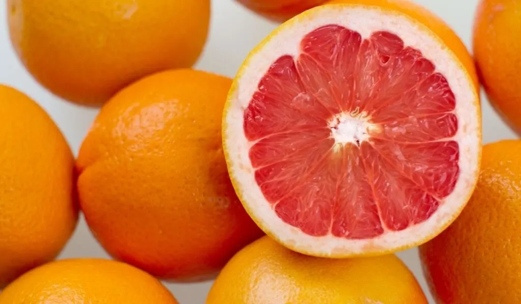 Whole and sliced Grapefruits